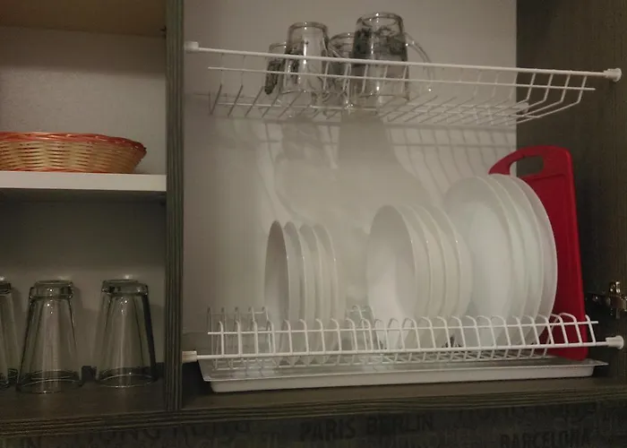 On Khorvatska Street