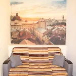 Apartment On Khorvatska Street *