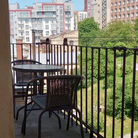 Daire On Khorvatska Street