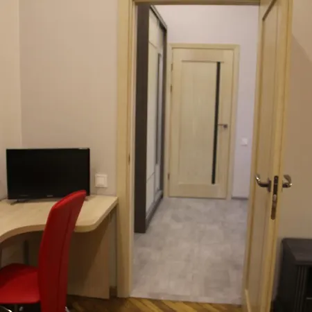 Daire On Khorvatska Street