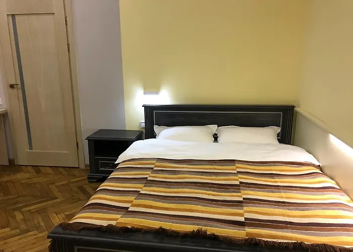 On Khorvatska Street *